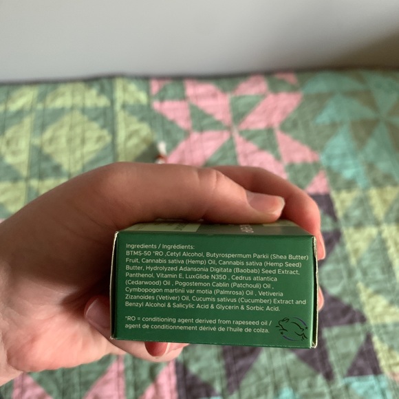 Hydrating Hemp Conditioner Bar - Picture 10 of 11